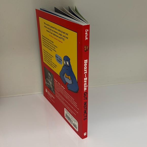 The Awkward Yeti Presents Heart And Brain GUT INSTINCTS | softcover comic book - Picture 5 of 5